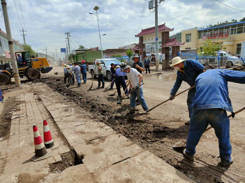 情系家鄉為人民 抗洪救災勇擔當&mdash;&mdash;物產工投公司黨員干部、團員青年奔赴災區第一線搶險救災